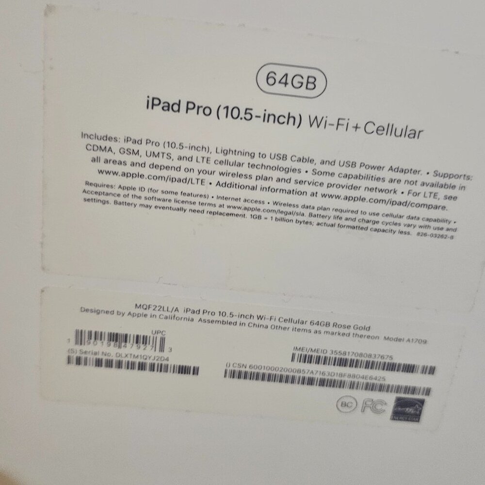 IPad Tablet - Picture 2 of 6